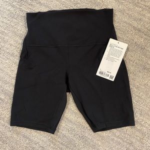 NEW Fold HR Yoga Short 8” BLACK SIZE 6